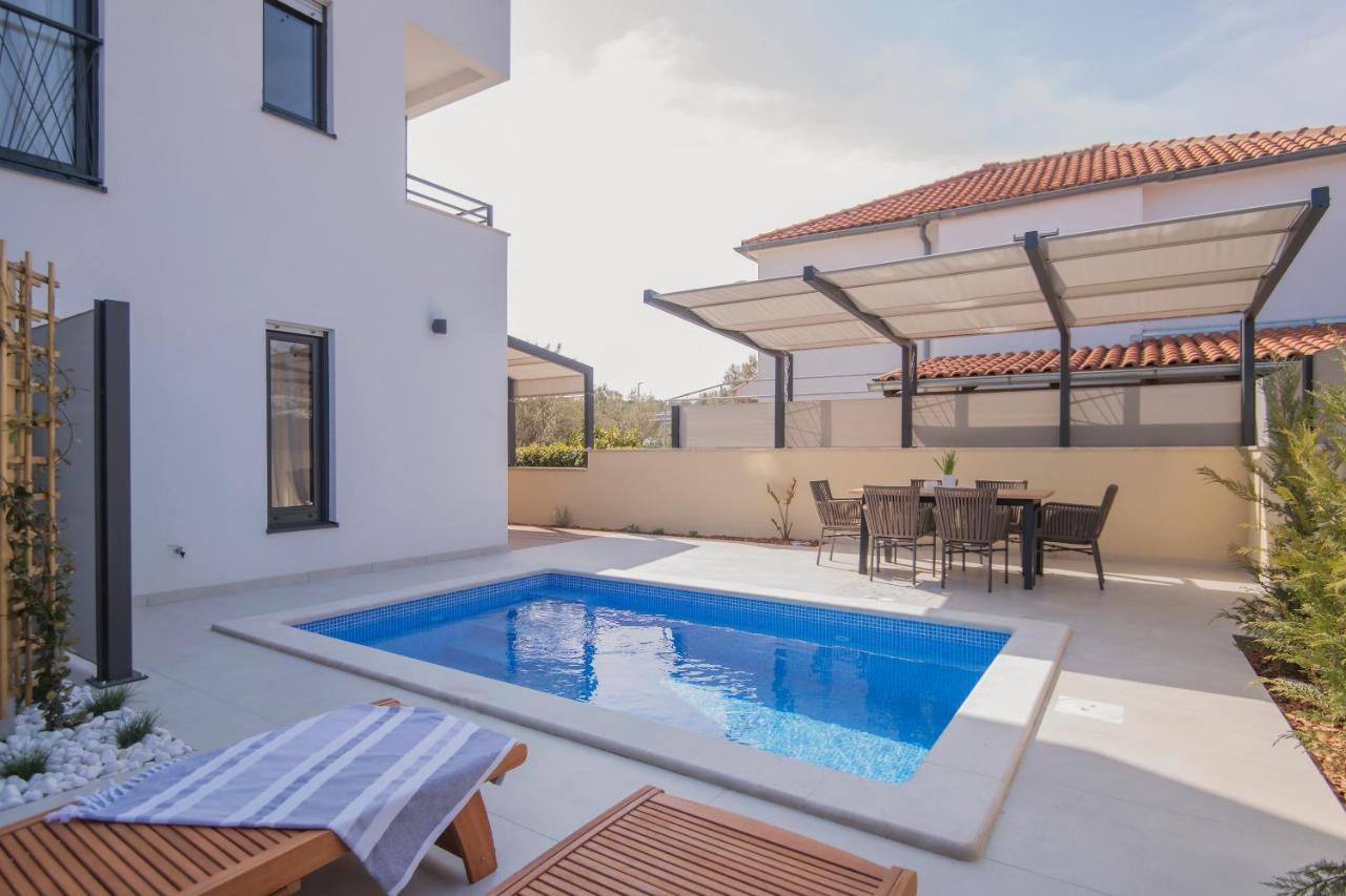 Villa Magna Luxury Apartments Murter Exterior foto